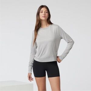 Vuori Daydream Crew Performance Top